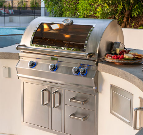 Outdoor Kitchen